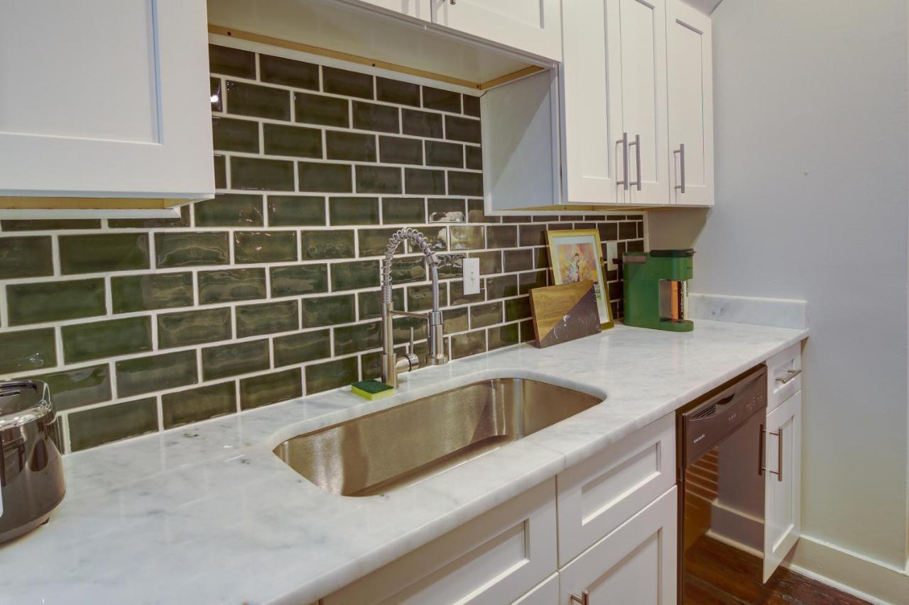Historic Memphis Condo Walk To Beale Street! Bagian luar foto
